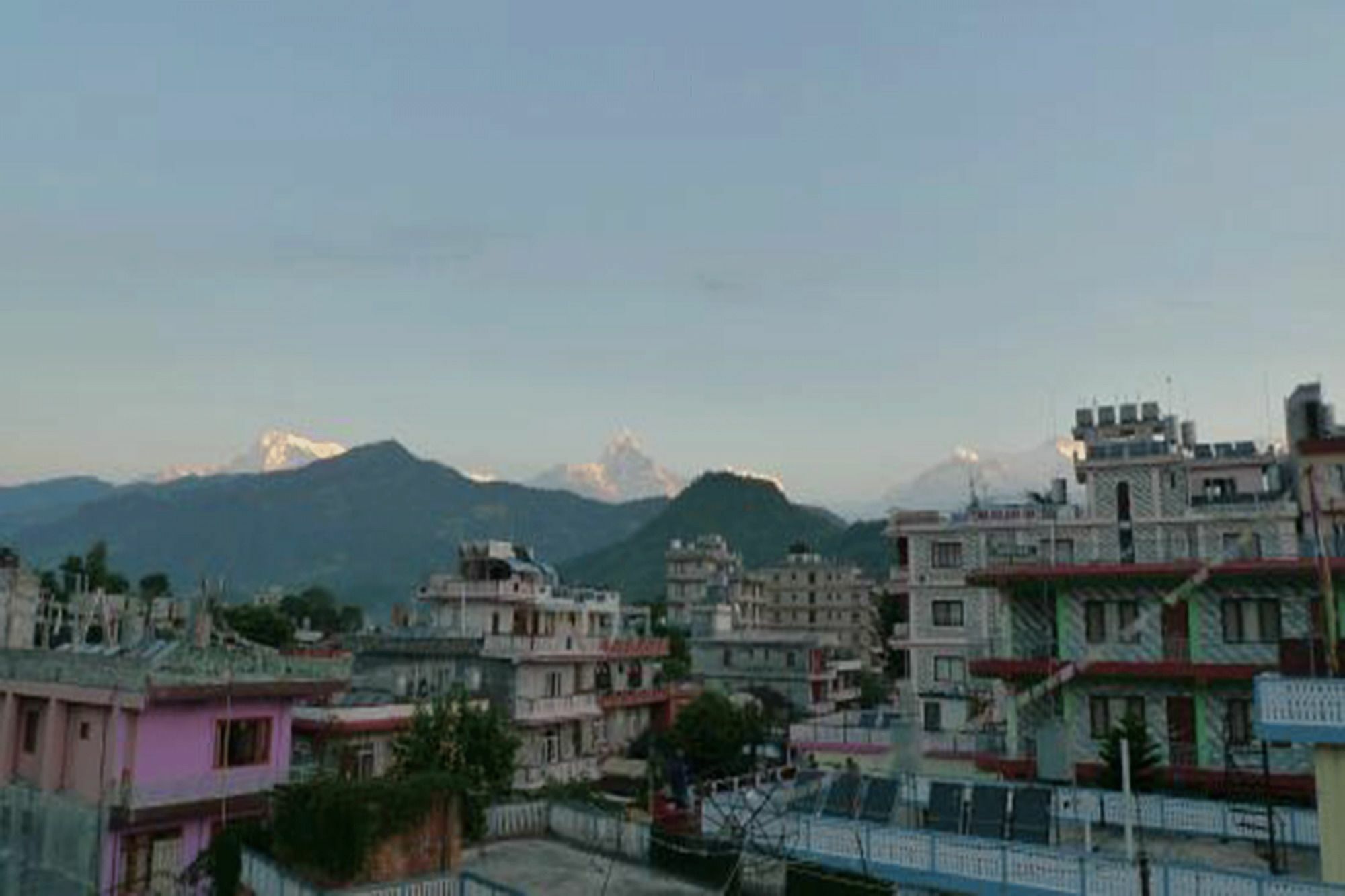 New Tourist Guest House Pokhara Buitenkant foto